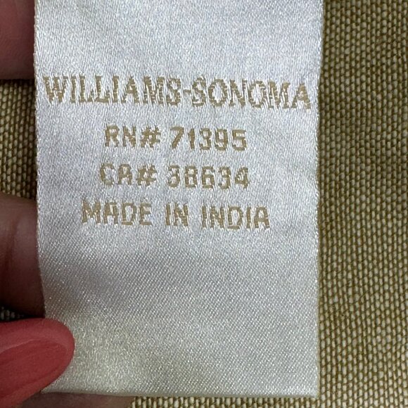 Williams Sonoma Blue Floral Placemats Set of 4  Botanical Print Cotton - Picture 4 of 5